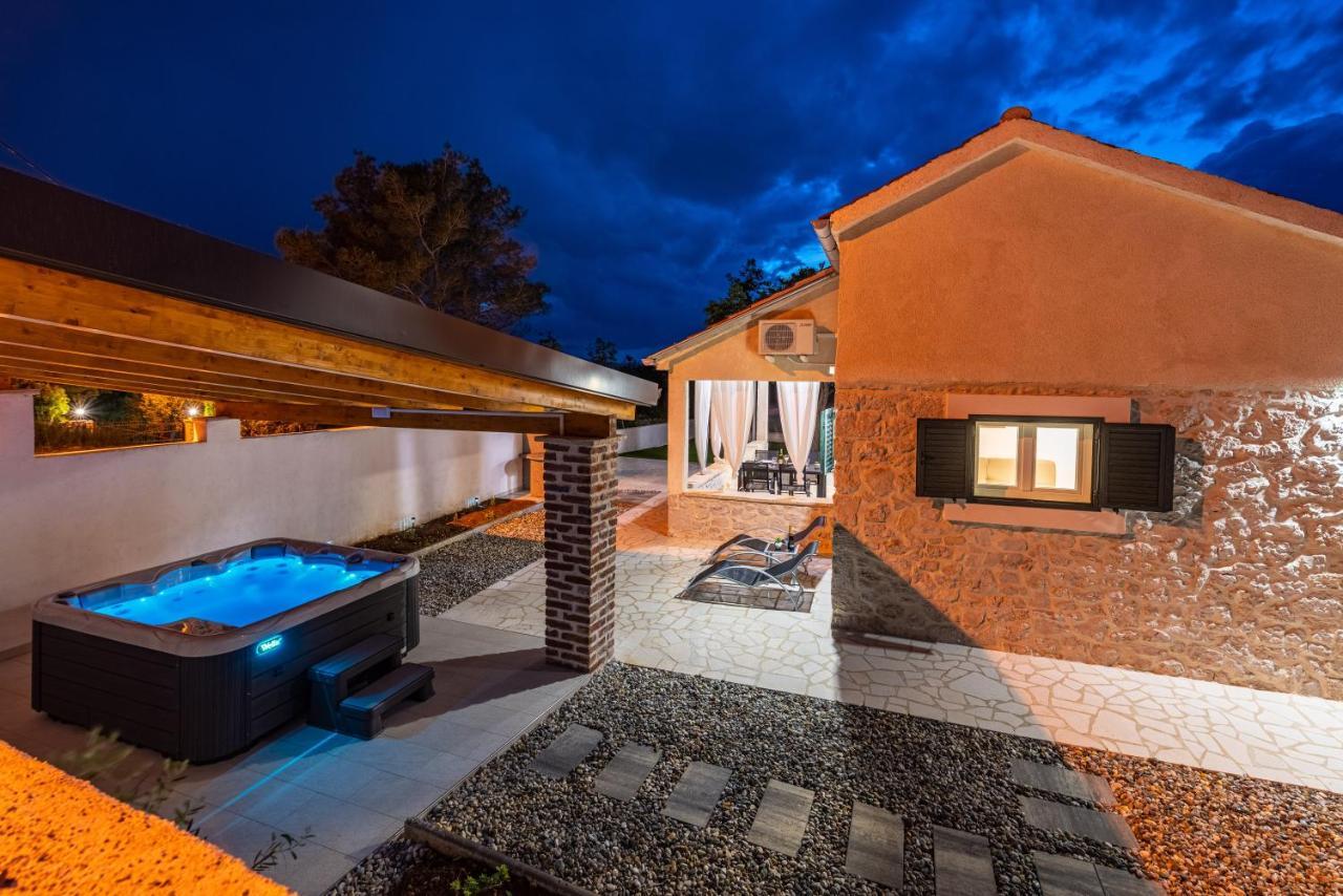 Holiday Home Figurica Novigrad  Exterior photo